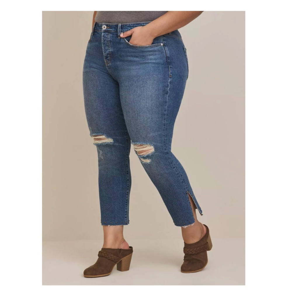 TORRID Straight Classic Denim High-Rise Studded Jean Size 20R